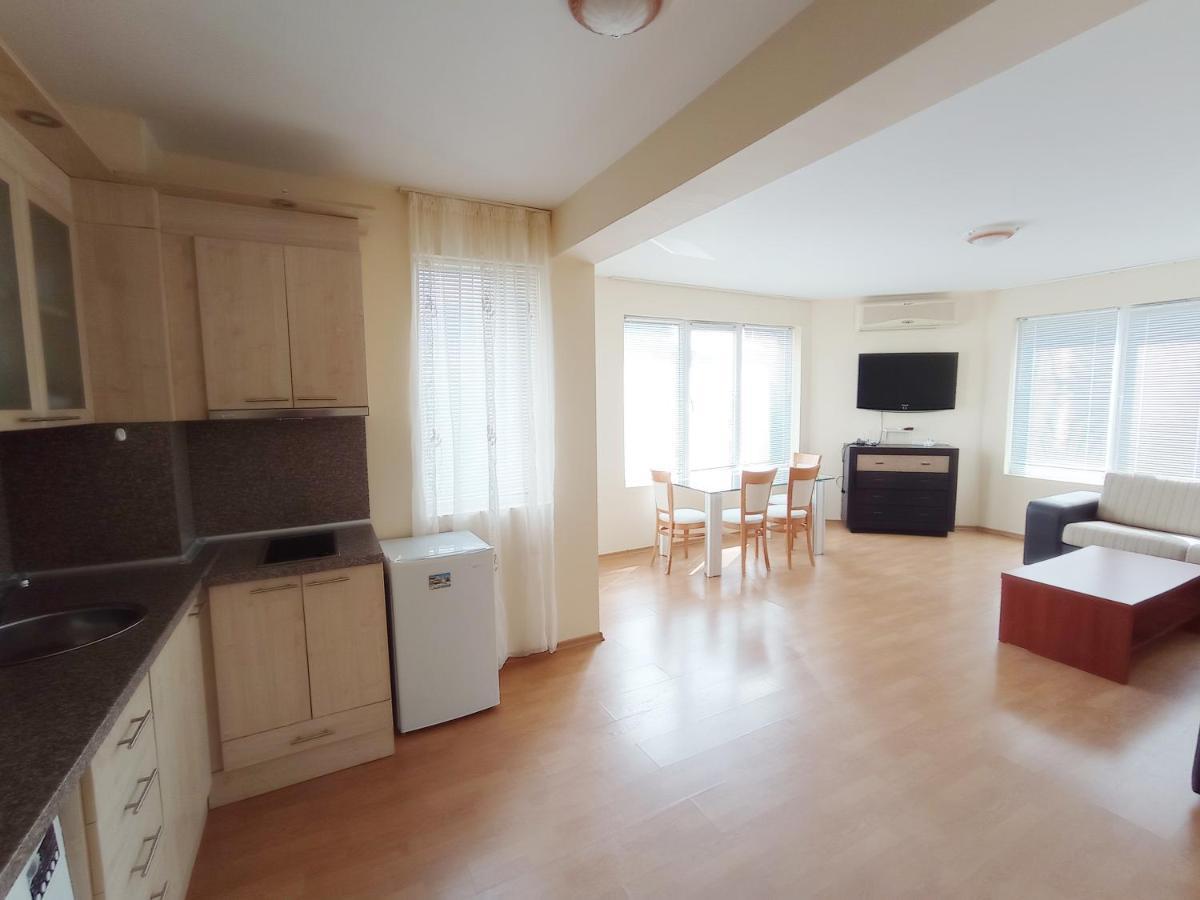 Dom-El Real Apartments 4 - Sveti Vlas Extérieur photo
