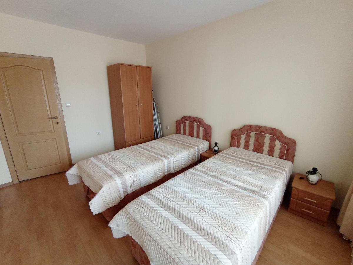 Dom-El Real Apartments 4 - Sveti Vlas Extérieur photo